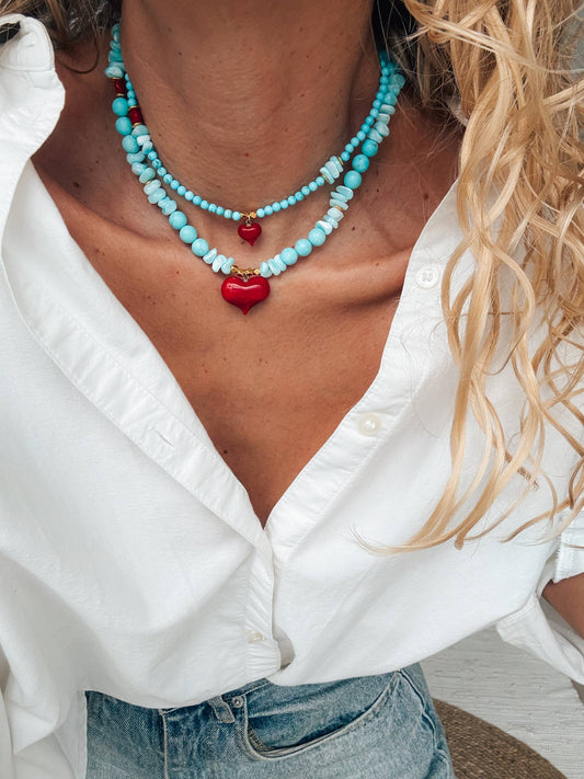 Semiprecious howlite turquoise beads necklace with red heart: Big heart