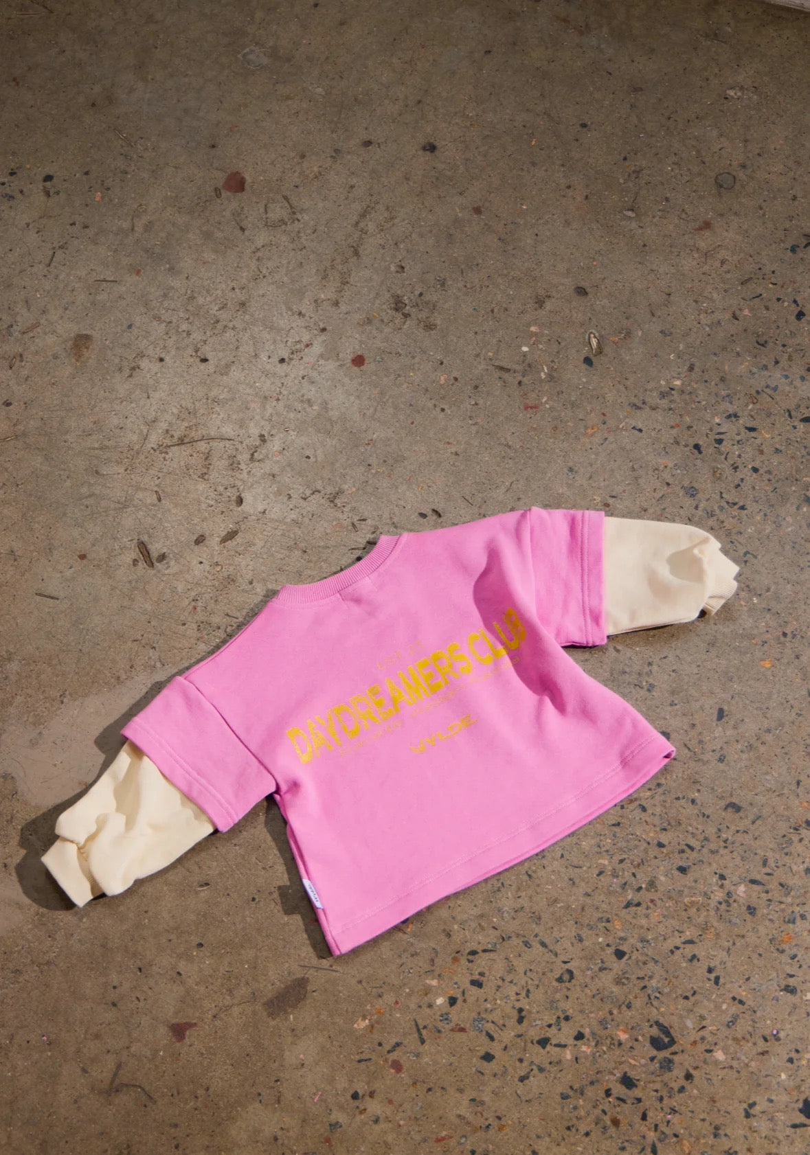 Day Dreamers Tee - Fuschsia Pink