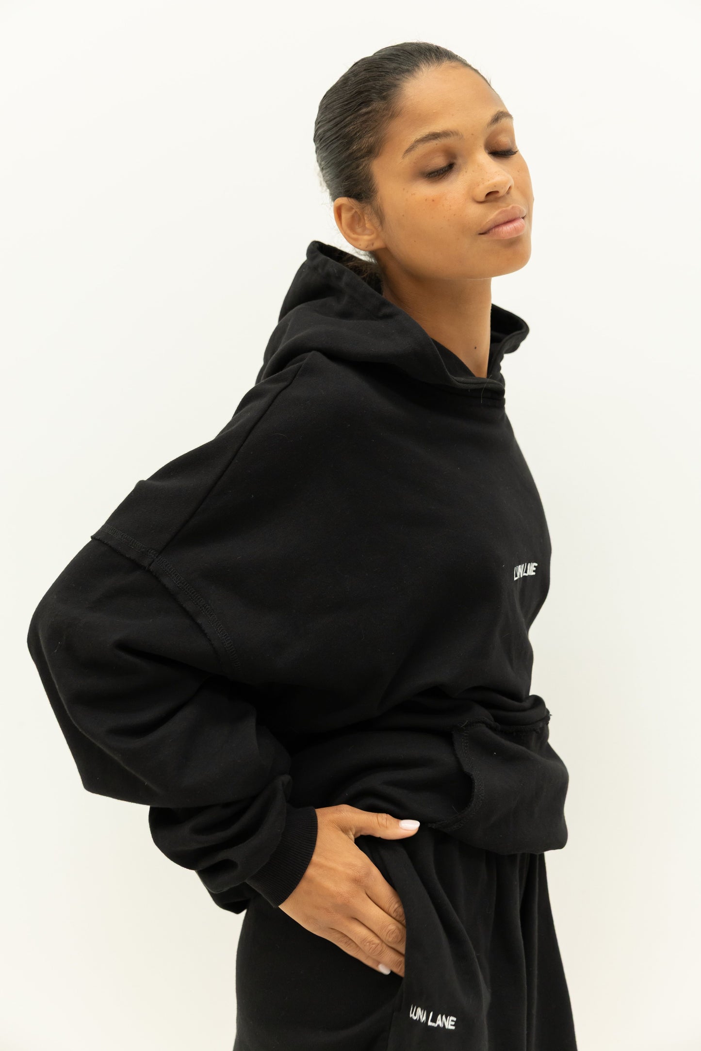 The Minty Hoodie - Black